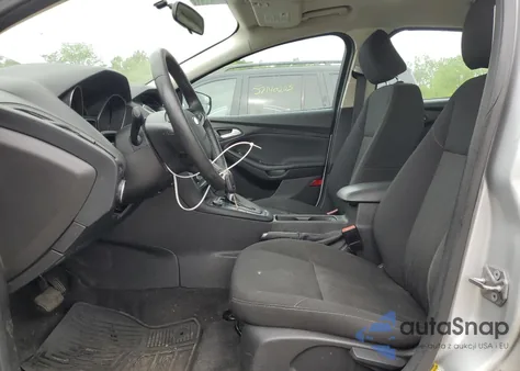 2017 Ford Focus Se z USA, uszkodzony, nr VIN 1FADP3F20HL281160